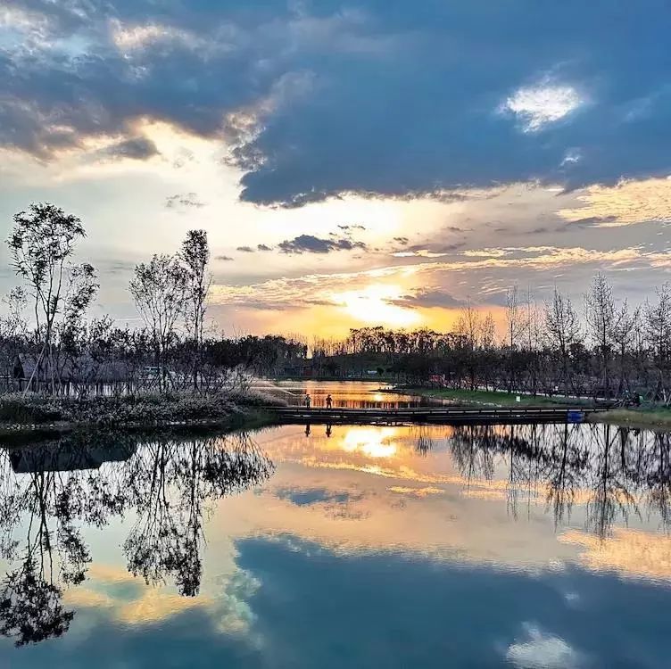 成都城市绿道,成都被山包围