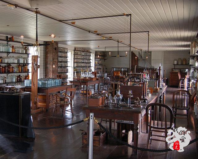 本杰明富兰克林爱迪生,爱迪生和富兰克林