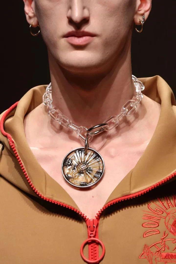 时尚潮牌马克华菲清仓,马克华菲怎么保持生命力