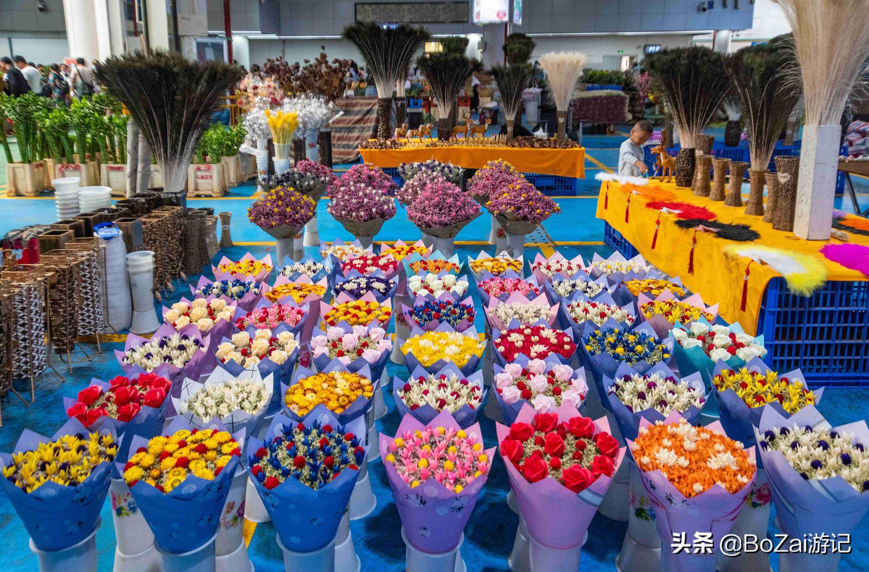 云南昆明周边旅游三天攻略,去云南昆明旅游景点推荐一下