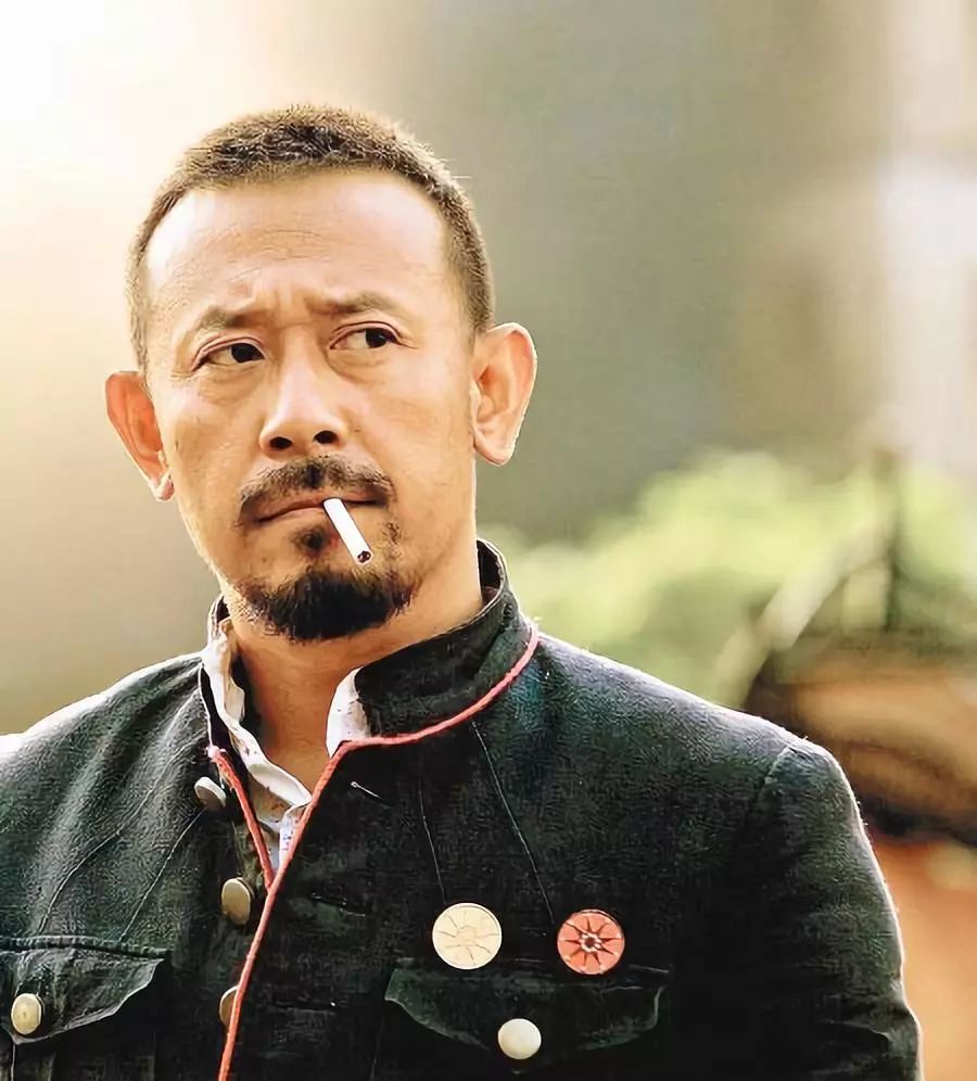 不抽烟的007，还酷吗？