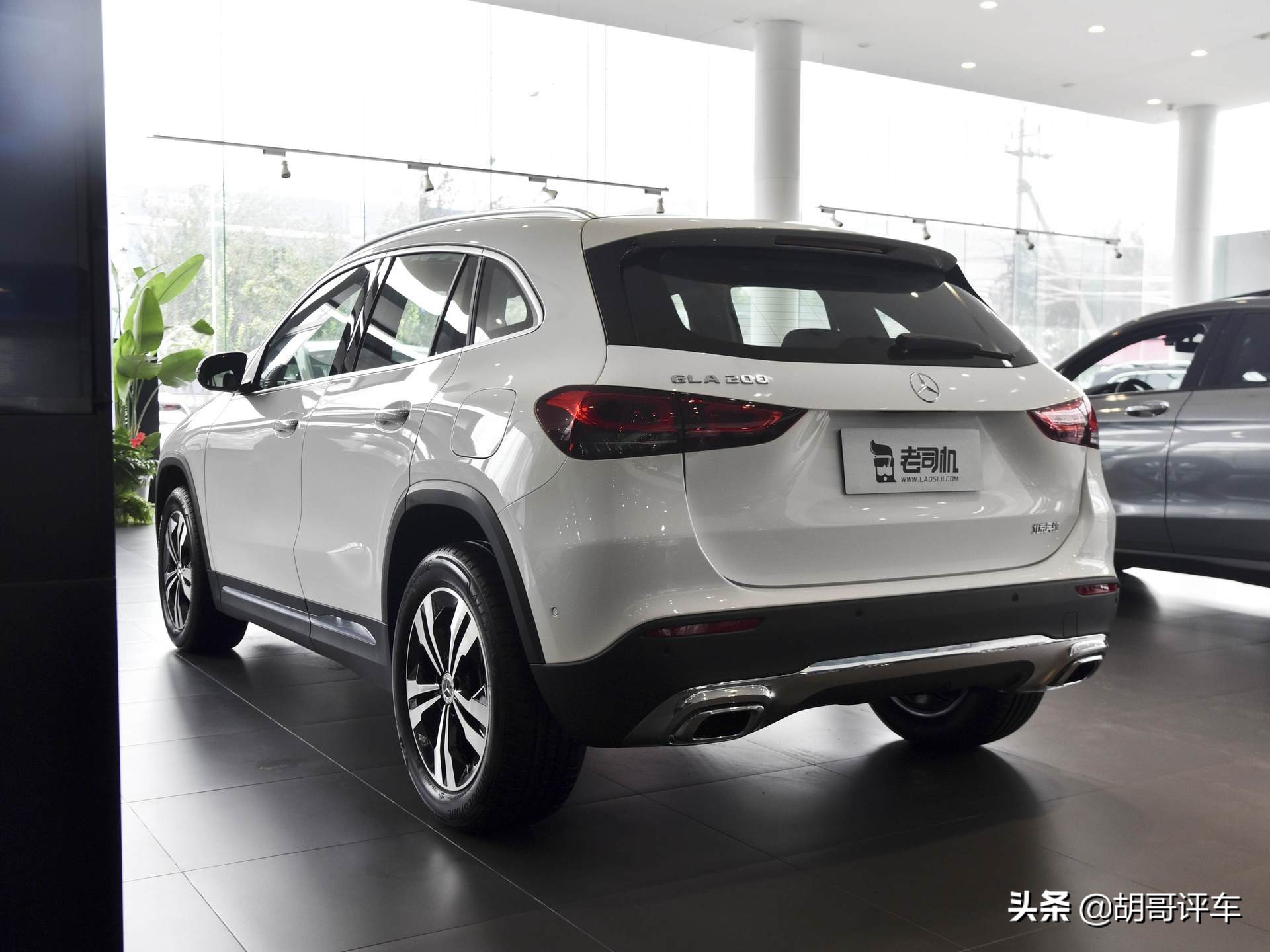 真正的奔驰gla价格,6.5l油耗进口豪华车