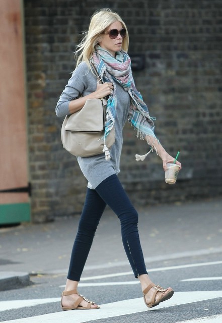 上班像上坟的打工人,为什么要靠奶茶续命