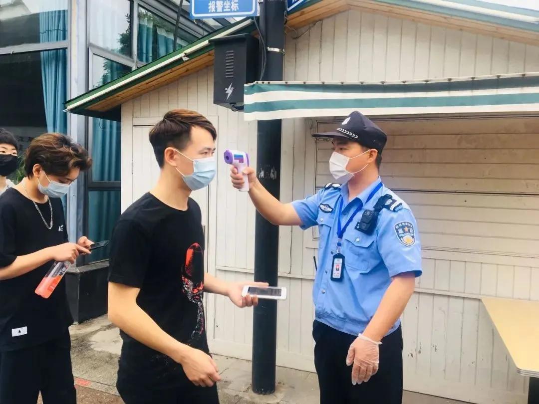 杭州塘栖枇杷采摘寄快递,塘栖枇杷采摘地点推荐