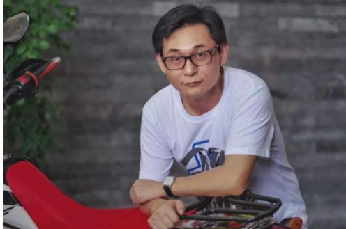 一年能卖8亿瓶的白酒,一年销售2亿元白酒