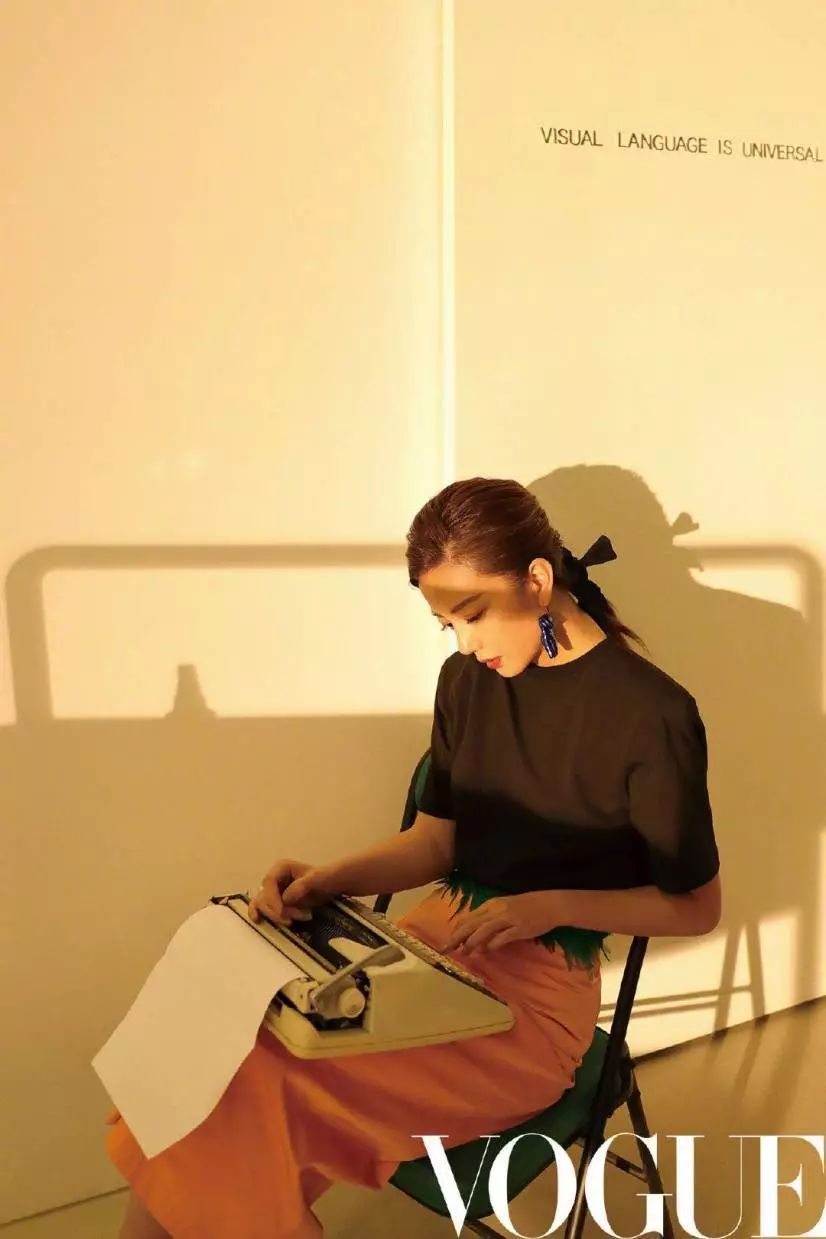 鸡米说封面 | 二月Vogue封面大赏，美国英国水平大跌！没眼看