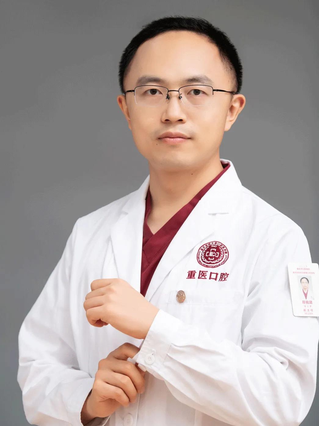 中国医师节致敬最美白衣天使,中国医师节致敬可爱的人