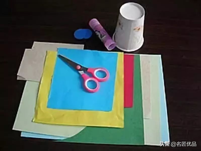 跟宝贝一起完成小螃蟹手工制作,手工制作幼儿园简单手工螃蟹