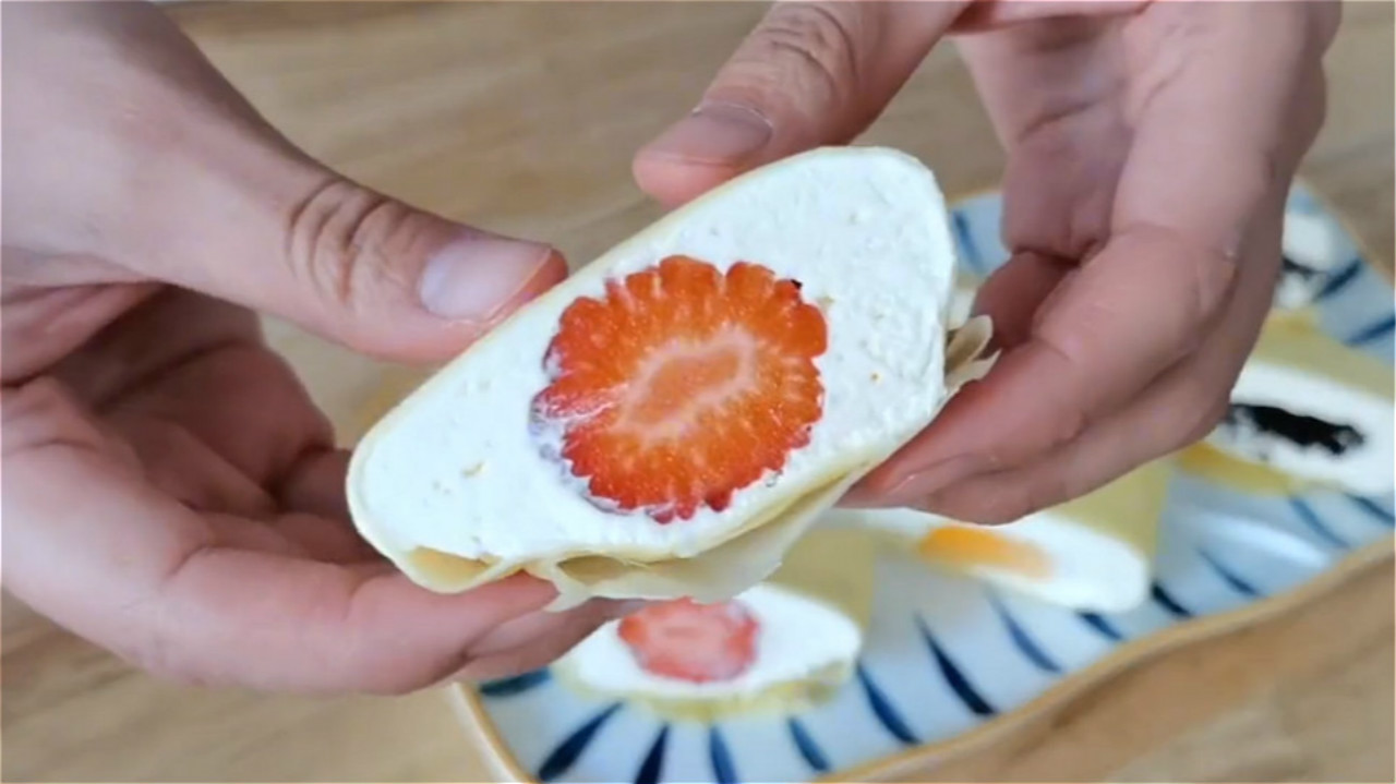 在家做的小甜品班戟,自制班戟简单做法