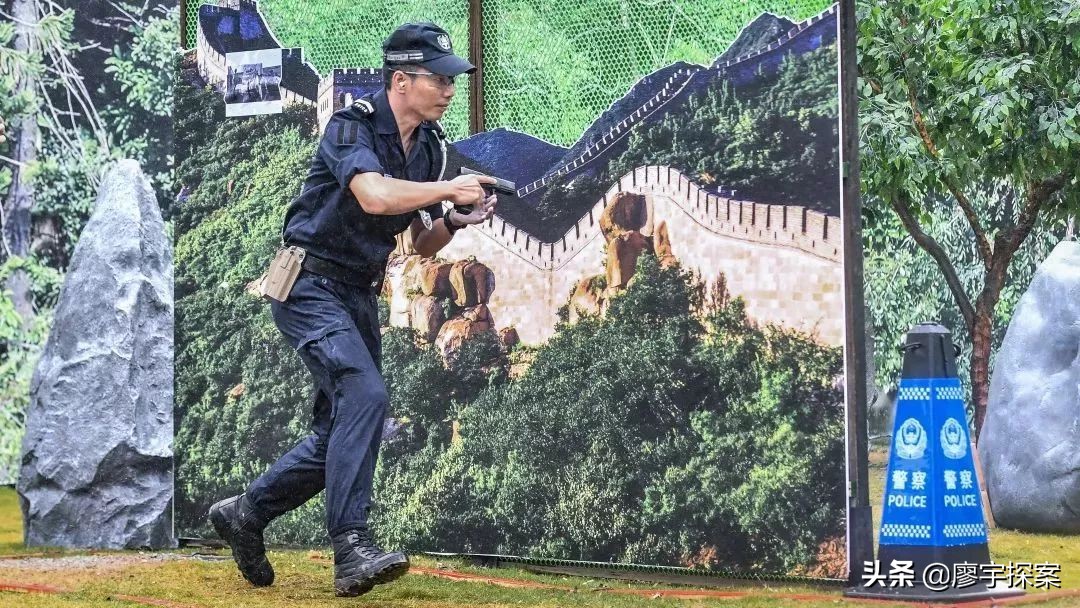 成都世警会各国代表队入场,成都世警会开幕式港警