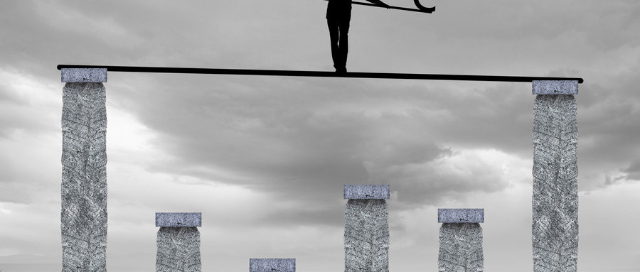 金融圈请别喊寒冬：人均年薪50万的广发证券，降个1.5万又如何？