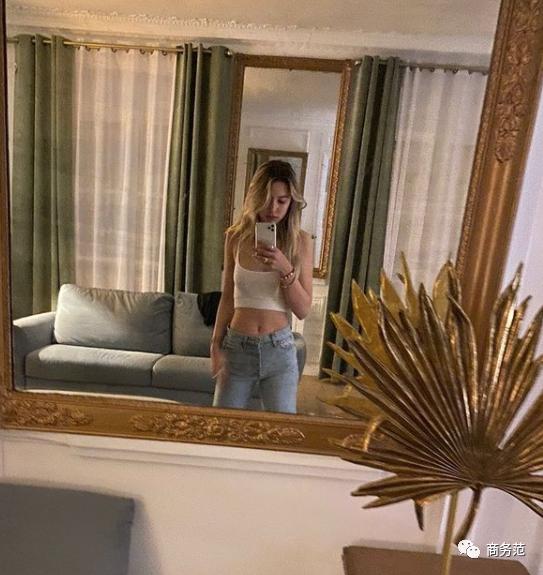 乔布斯长大后与养父母感情,乔布斯小女儿近况