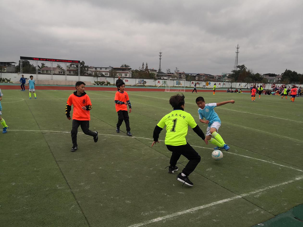 成都市成华区青少年校园足球联赛,成都双水小学新校区足球联赛