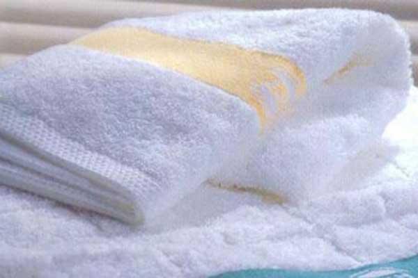 毛巾变黑怎么用小苏打清洗,毛巾变黑了怎么清洗