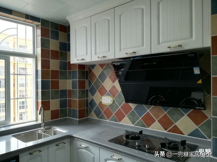 地中海×美式，主妇自装县城房子，花几万网购瓷砖惊呆全家