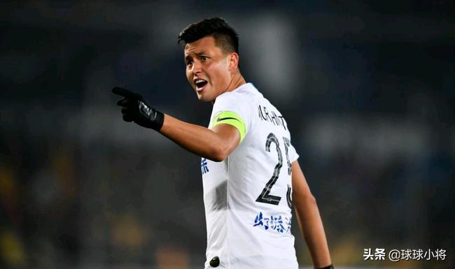 买提江转会上海上港,上海上港国脚李铁