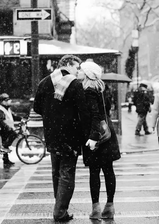 形容夫妻相濡以沫的句子诗句,老年人相濡以沫的诗句