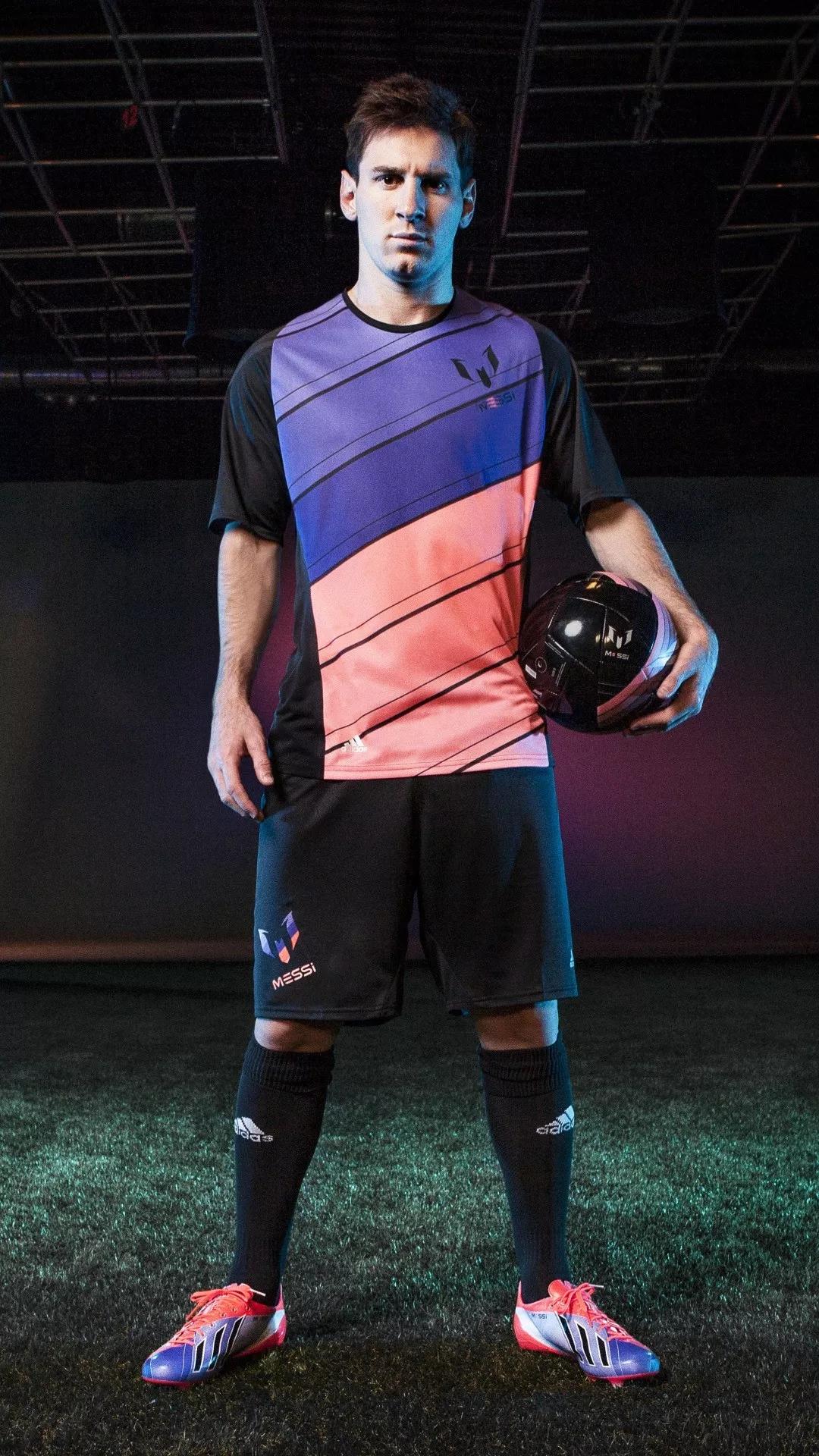 足球明星壁纸高清全面屏,足球明星手机壁纸高清c罗