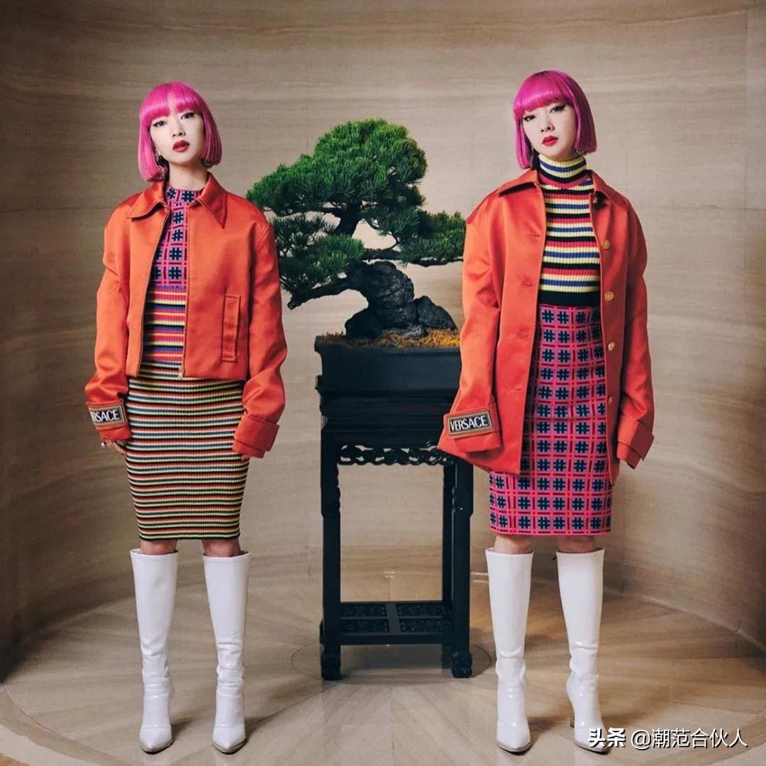 楂樹釜瀛愭儏渚ｆ挒鑹茬郴绌挎惌,鎾炶～鍑犵巼鏋佷綆鎯呬荆绌挎惌蹇冩満璧锋潵