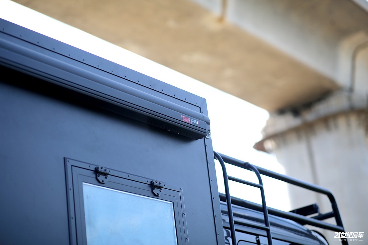 重汽房车汕德卡四驱,man底盘汕德卡