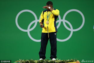 举重感动到哭的视频,举重运动员哭