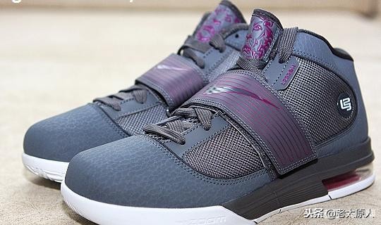 詹姆斯球鞋全系列儿童,詹姆斯球鞋金属鞋带低帮