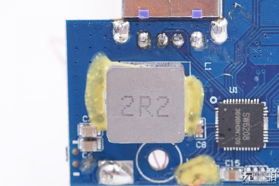 金威澎充电器如何拆开,金威澎充电器拆解