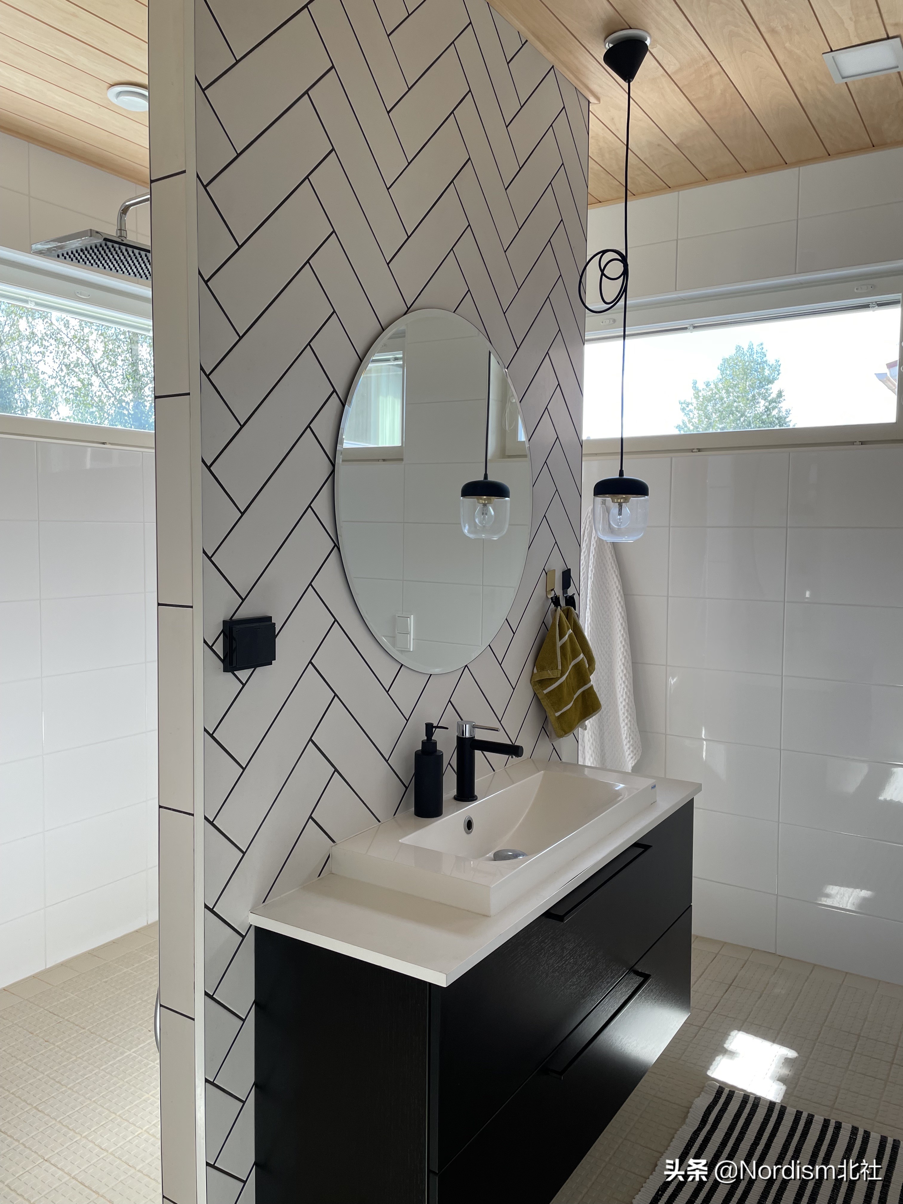 《空间》第50期：建筑+艺术+极简主义，Tiia的北欧自建房