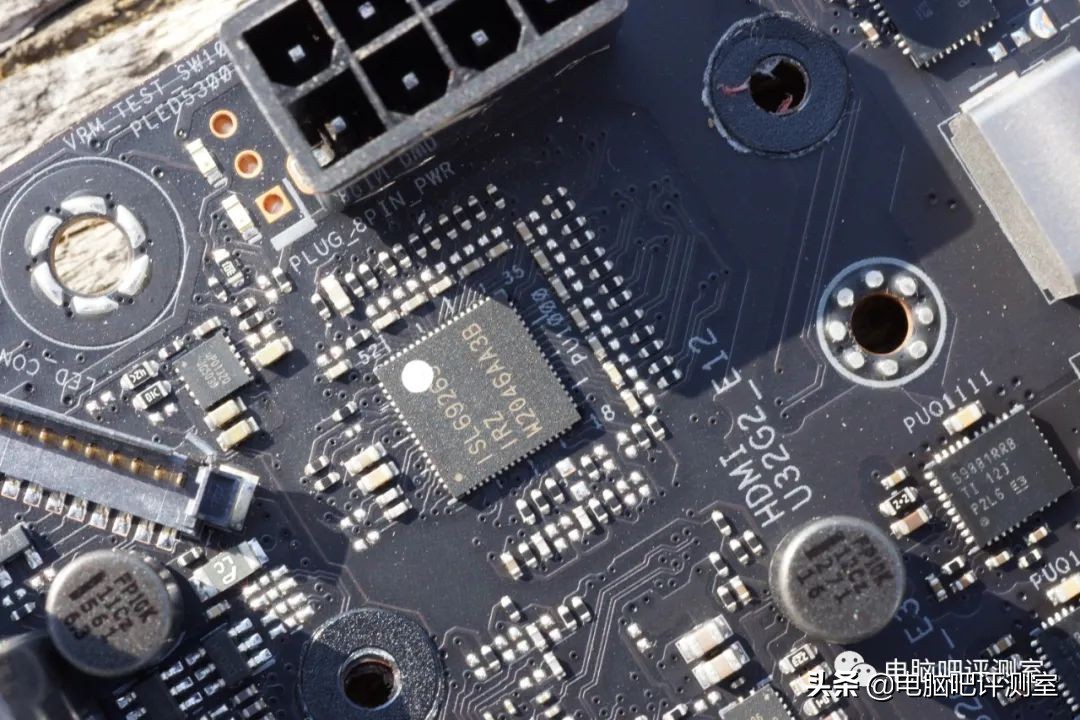 华硕rogmaximusxiii双卡,华硕rogmaximus主板对比