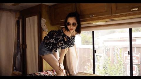 她是「挪威的森林」里的小绿，也是日本顶级女模，却不是日本人