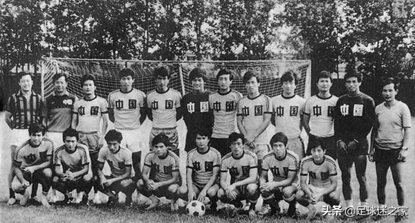 足球界被称为球王的人,被评为球王的中国人