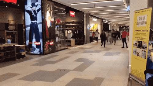 今日迷惑行为讲的什么,为什么大家都在抢优衣库