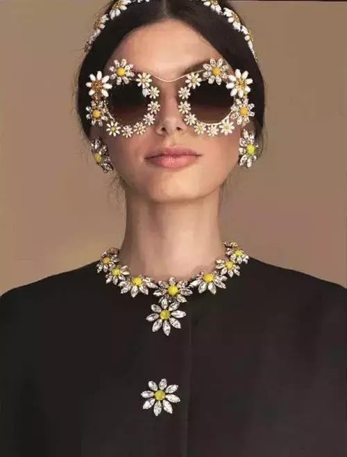 奢侈品为什么那么贵还那么丑,奢侈品丑爆了系列