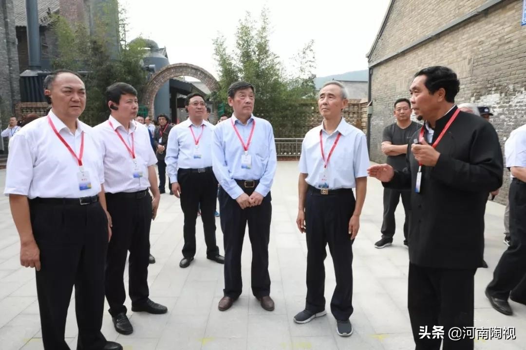 以钧瓷之名拥抱世界