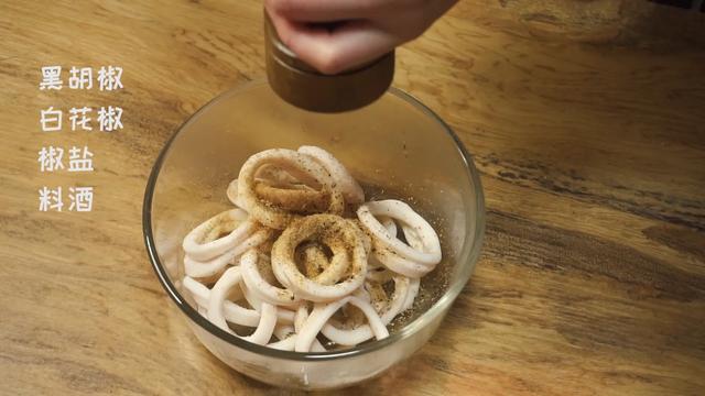 酥到掉渣粤语,酥炸鱿鱼圈炸几分钟