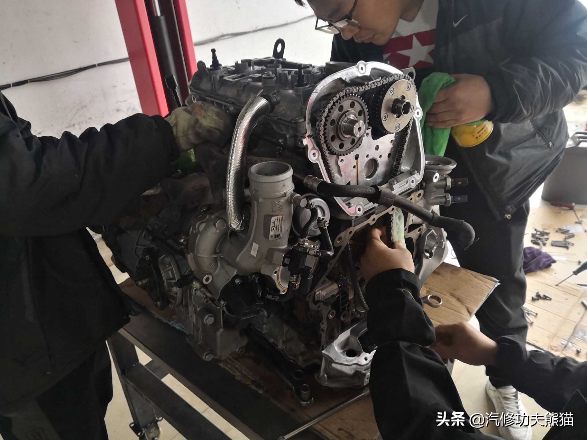 斯柯达昊锐发动机烧机油大修,18款的斯柯达为什么烧机油