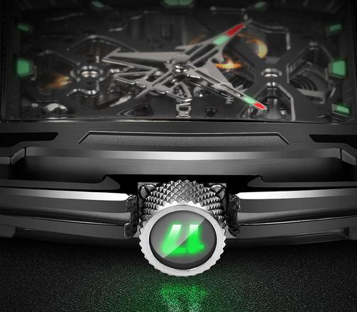 “中国芯”机械表上手，将指针设计成舰载机模样，氙气灯品味出众