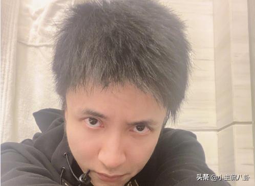 薛之谦刘海遮挡发型,薛之谦锅盖刘海发型