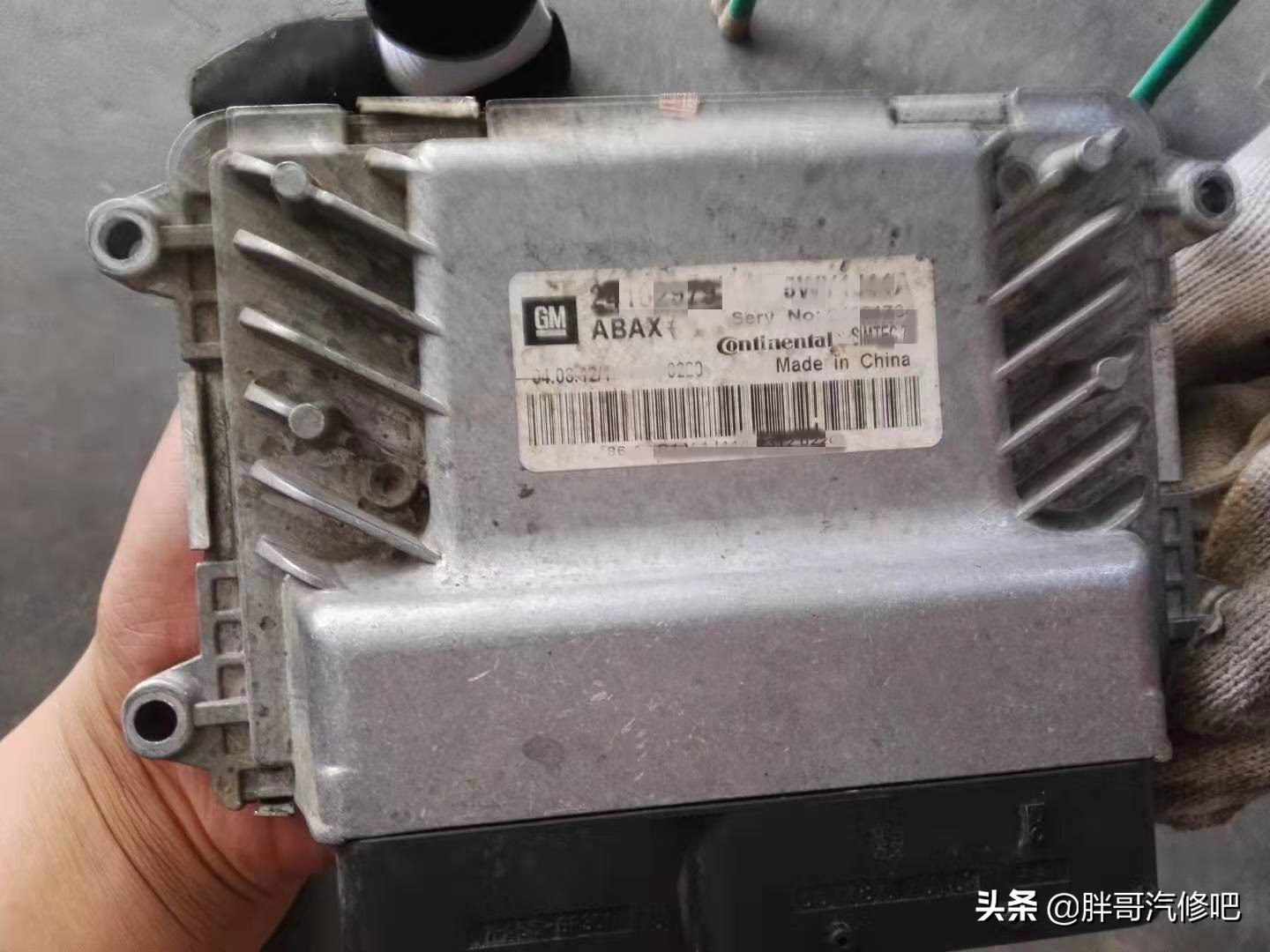 燃油过稀故障码,面包车混合气过稀发动机亮黄灯