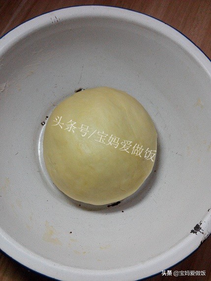 发面小油条怎么做酥脆松软,家常小油条的做法和发面全过程