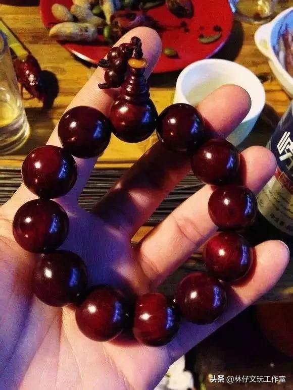 佛珠手串怎么盘玩好看,文玩手串盘玩方法