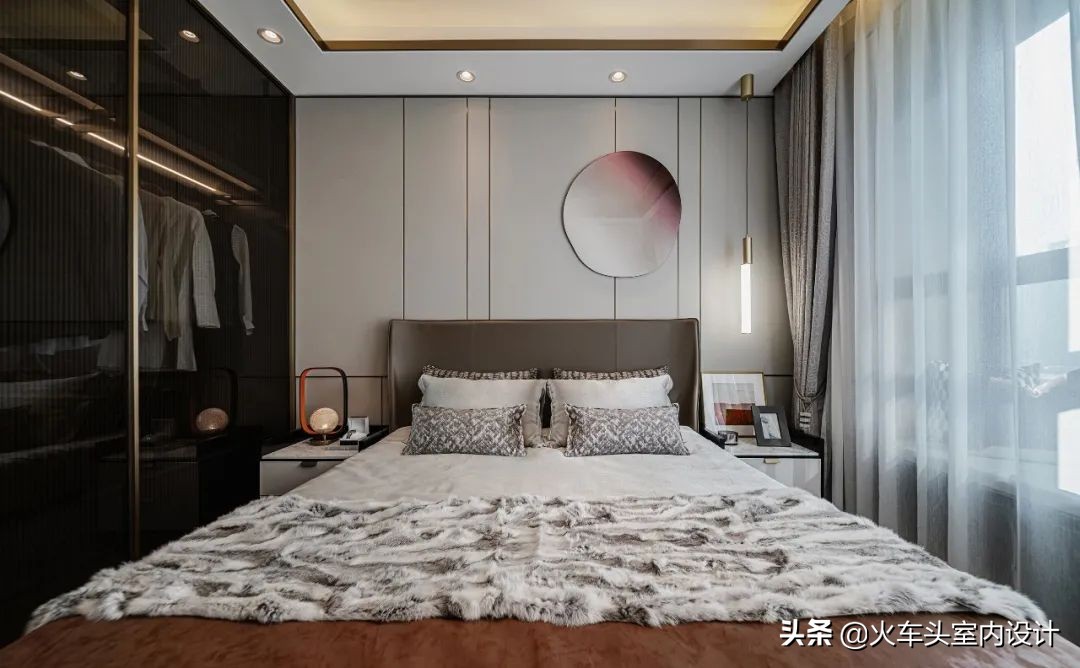 现代意式风情赋予空间奢华的灵魂,元禾大千成都艺术品有限公司招牌