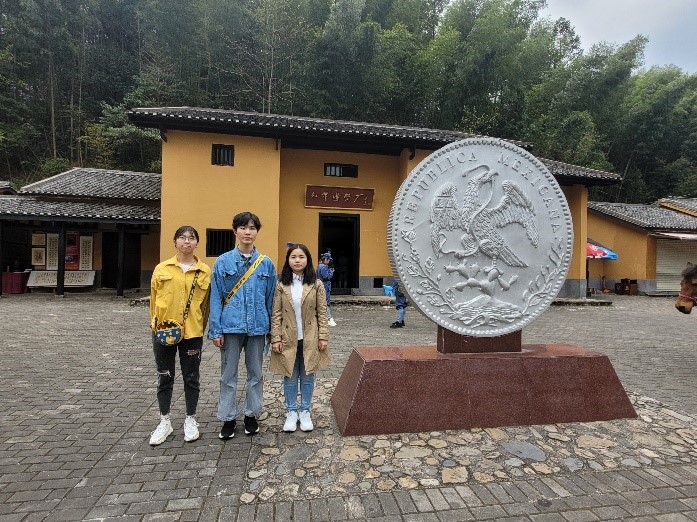 作战室是翻成“battleroom”还是“warroom”？讲好中国故事，这群学生半年做了这件事