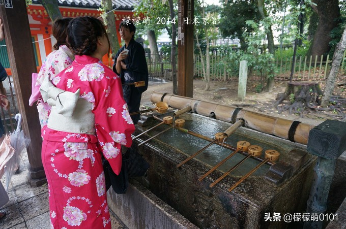 日本爱情神社,神社求姻缘
