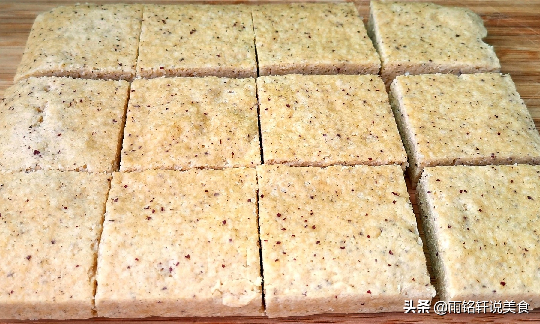 整粒小米做小米糕,小米做米糕的制作过程