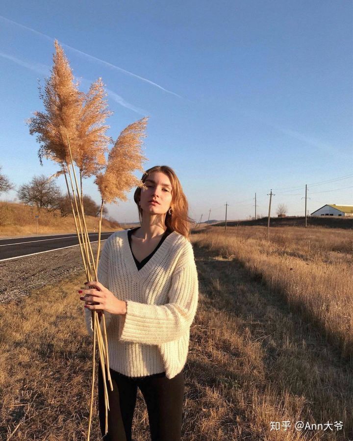 毛衣买多重的版型最好,哪种款式的毛衣比较百搭