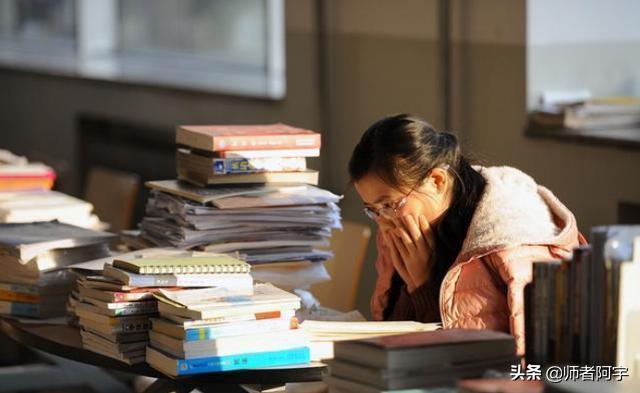 本科毕业就业月薪3万的六大专业,让985毕业生后悔的四大专业