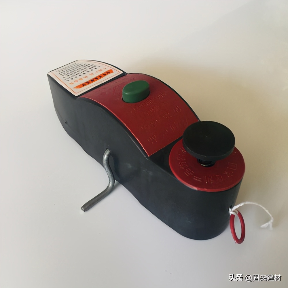 砌块墙专用胶泥抹灰工具,泥瓦工切瓷砖专用抹灰工具