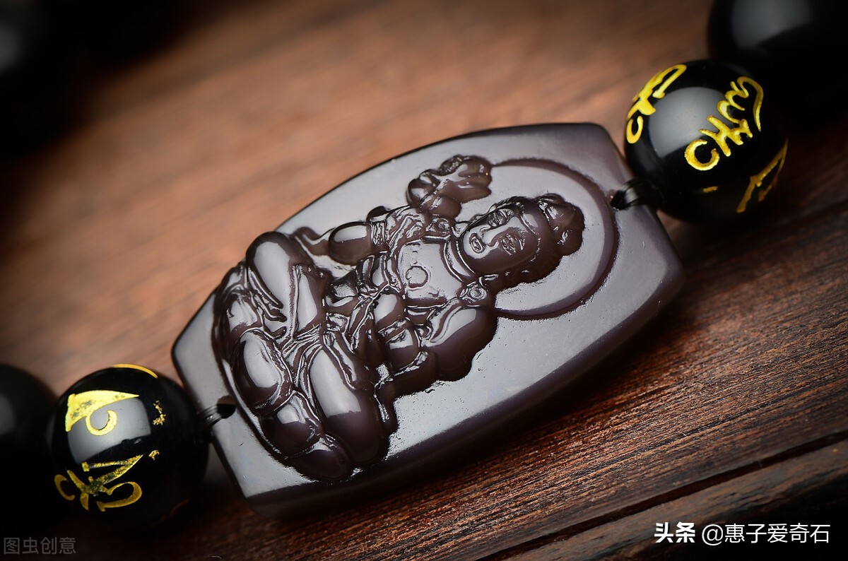 捡到石头怎么辨别是不是钻石,野外找到的钻石是什么样子的