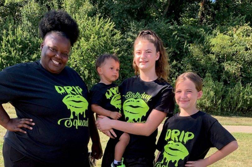 美国单身无业母亲年福利收入超15万人民币，“甜毒”正在摧毁底层黑人